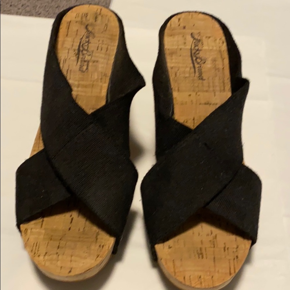 Lucky brand wedges